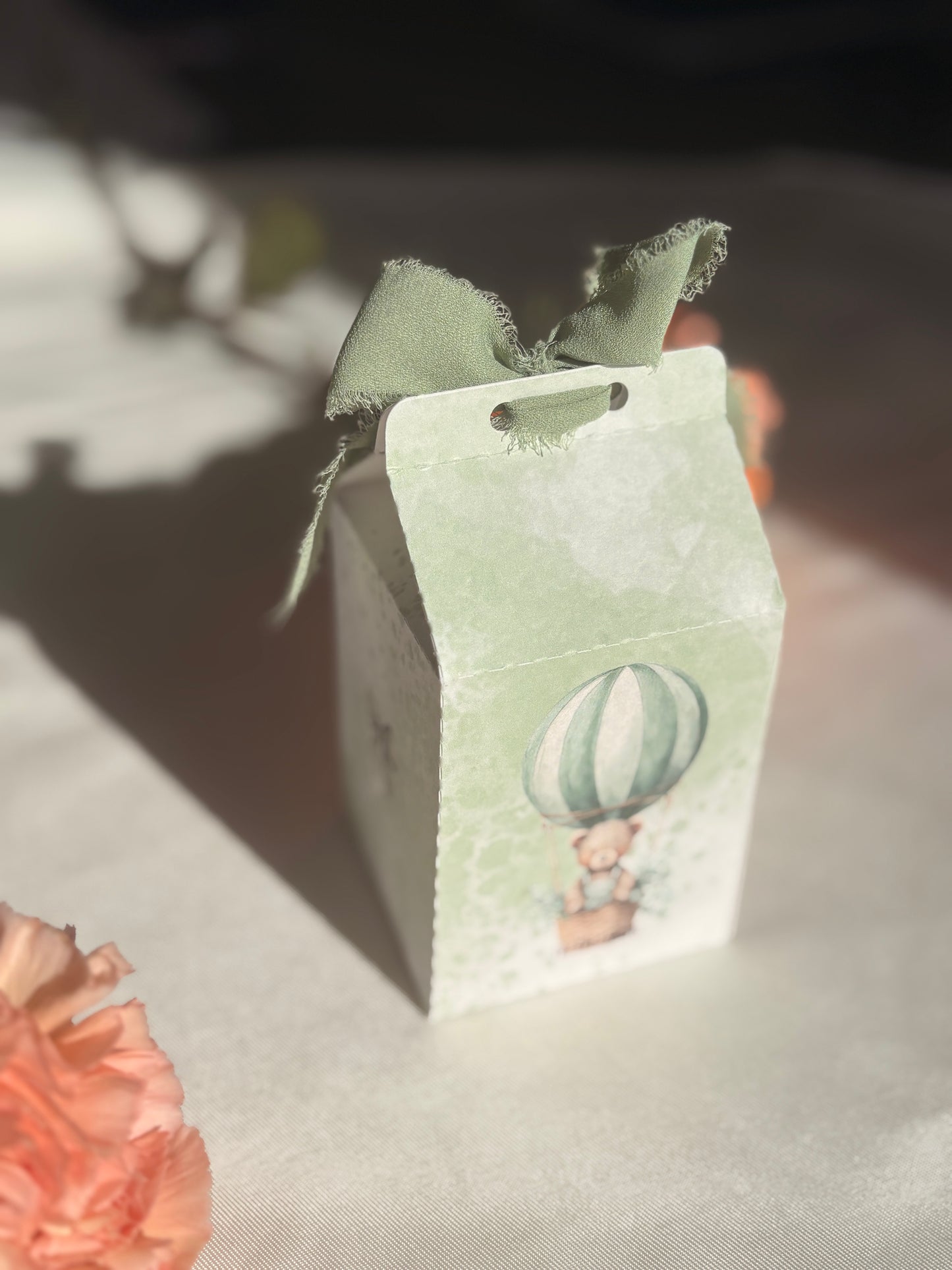 Scatolina confetti, dimensioni 7x5x5 cm circa — la grafica nella foto è solo un esempio